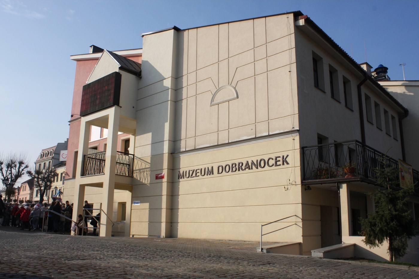 Budynek Muzeum Dobranocek ze zbiorów Wojciecha Jamy