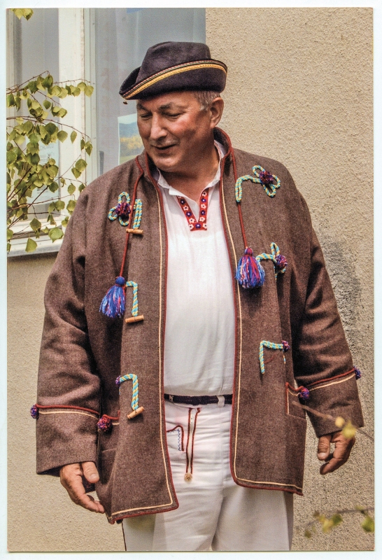 Autor Bolesław Bawolak w tradycyjnym góralskim stroju